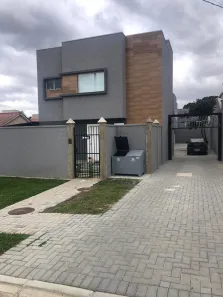 Casa com 3 Quartos à venda, 99m² no Santa Felicidade, Curitiba