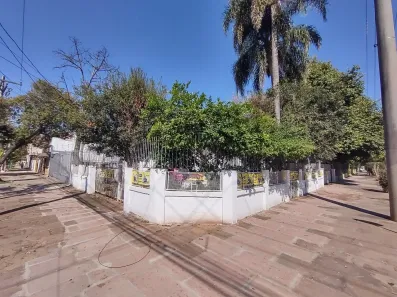 Lote/Terreno à venda, 300m² no Navegantes, Porto Alegre