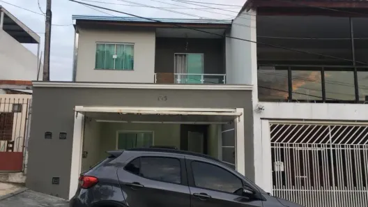 Sobrado com 3 Quartos à venda, 220m² no Jardim Califórnia, Sorocaba