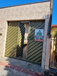 Casa com 2 Quartos à venda, 80m² no Jardim Maria do Carmo, Londrina