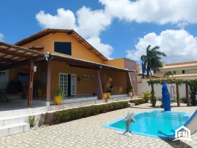 Casa com 3 Quartos à venda, 340m² no Pitimbu, Natal