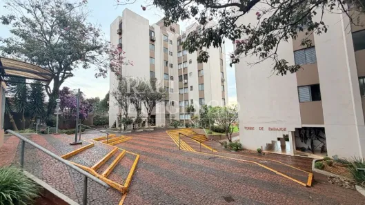 Apartamento com 3 Quartos para alugar, 70m² no Jardim Palmares, Londrina