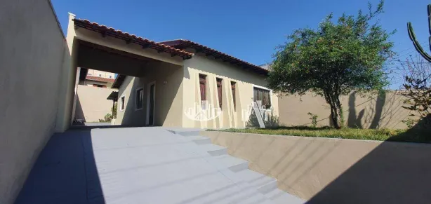 Casa com 2 Quartos à venda, 80m² no Ricardo, Londrina