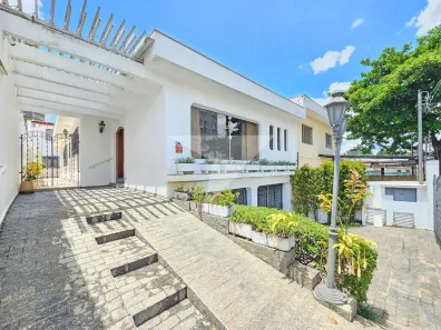 Casa com 3 Quartos à venda, 272m² no Saúde, São Paulo
