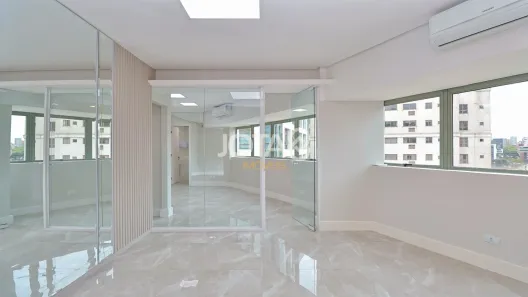 Sala Comercial à venda, 57m² no Batel, Curitiba