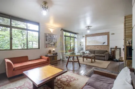 Casa com 3 Quartos à venda, 269m² no Jardim Marajoara, São Paulo