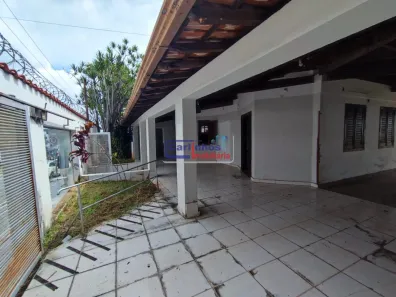 Casa com 4 Quartos à venda, 15m² no Centro, Congonhas