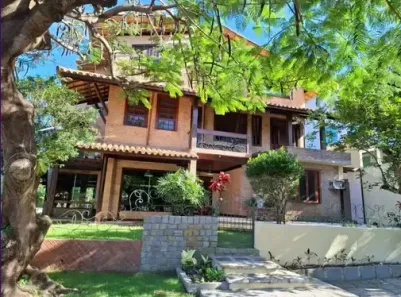 Casa de Condomínio com 4 Quartos à venda, 460m² no Piatã, Salvador