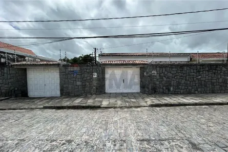 Casa com 5 Quartos à venda, 250m² no Conceição, Campina Grande