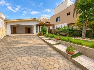 Casa com 3 Quartos à venda, 167m² no Morro das Pedras, Florianópolis