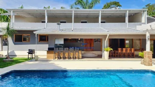 Casa de Condomínio com 6 Quartos à venda, 664m² no Jardim Marilu, Carapicuíba