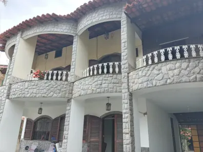 Casa com 3 Quartos à venda, 250m² no Piratininga, Niterói