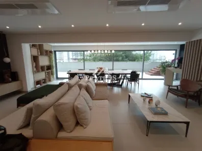 Apartamento com 3 Quartos à venda, 267m² no Jardim das Acácias, São Paulo