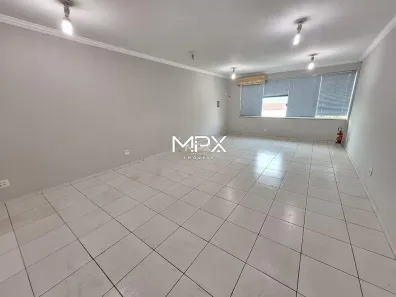 Sala Comercial para alugar, 35m² no Vila Rezende, Piracicaba