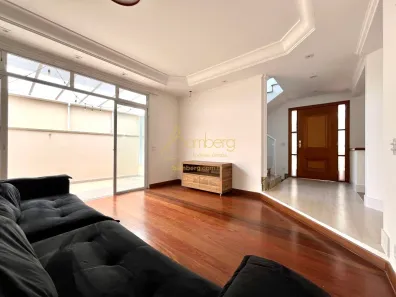Casa de Condomínio com 4 Quartos para alugar, 324m² no Jardim Cordeiro, São Paulo
