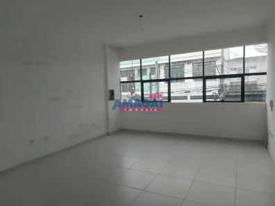 Sala Comercial para alugar, 76m² no Centro, Jacareí