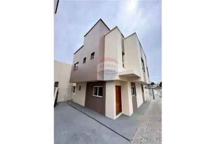 Sobrado com 2 Quartos à venda, 78m² no Santa Helena, Lages