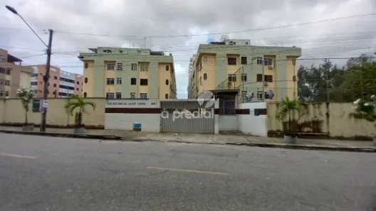 Apartamento com 4 Quartos para alugar, 130m² no Presidente Kennedy, Fortaleza