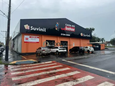 Ponto Comercial para alugar, 1500m² no São Benedito, Uberaba