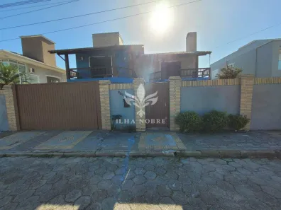 Casa com 4 Quartos para alugar, 280m² no Campeche, Florianópolis
