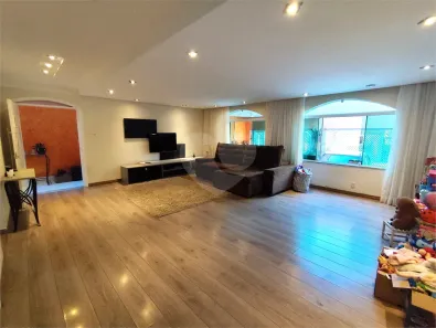 Sobrado com 4 Quartos à venda, 220m² no Sítio da Figueira, São Paulo