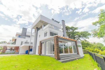 Casa de Condomínio com 3 Quartos à venda, 336m² no Pedra Redonda, Porto Alegre