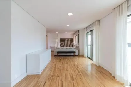 Apartamento com 3 Quartos para alugar, 150m² no Brooklin Paulista, São Paulo
