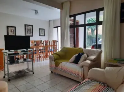 Casa de Condomínio com 3 Quartos à venda, 230m² no Enseada, Guarujá