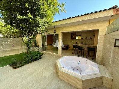 Sobrado com 2 Quartos à venda, 149m² no Ponta da Praia, Santos