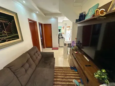 Casa de Condomínio com 2 Quartos à venda, 46m² no Maracanã, Praia Grande