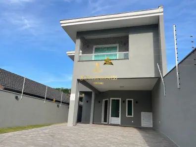Sobrado com 3 Quartos à venda, 170m² no Saguaçu, Joinville