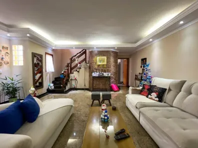 Casa com 4 Quartos à venda, 191m² no Jardim Campo Grande, São Paulo