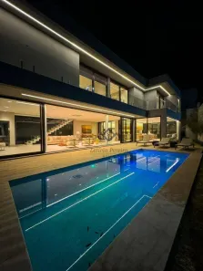 Casa de Condomínio com 4 Quartos à venda, 540m² no Centro Comercial Jubran, Barueri