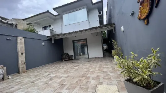 Casa de Condomínio com 2 Quartos à venda, 180m² no Vargem Grande, Rio de Janeiro