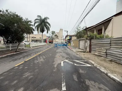 Lote/Terreno à venda, 300m² no Jardim Camburi, Vitória