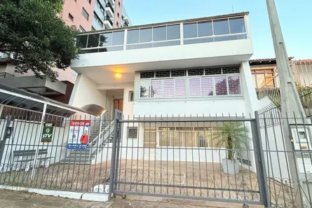 Prédio Comercial à venda, 300m² no Passo da Areia, Porto Alegre