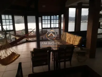 Casa com 4 Quartos à venda, 255m² no Piratininga, Niterói