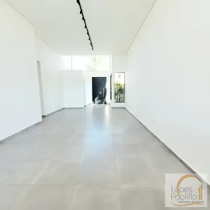 Casa com 3 Quartos para alugar, 135m² no Vila Santista, Atibaia