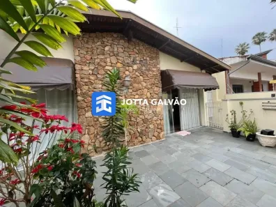 Casa com 3 Quartos à venda, 281m² no Cidade Universitária, Campinas