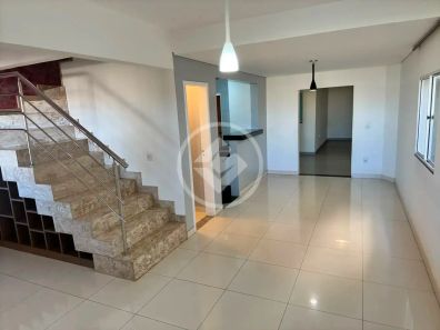 Casa de Condomínio com 5 Quartos à venda, 110m² no Jardim Sul, Uberlândia