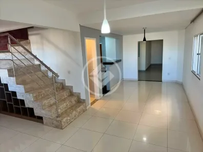 Casa de Condomínio com 5 Quartos à venda, 110m² no Jardim Sul, Uberlândia