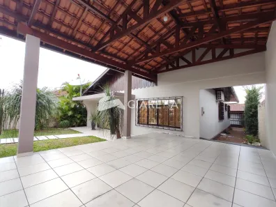 Casa com 3 Quartos à venda, 156m² no Centro, Toledo