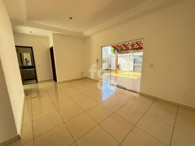 Casa com 3 Quartos à venda, 130m² no Granada, Uberlândia