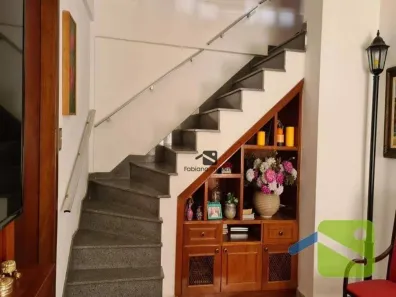 Casa com 3 Quartos à venda, 170m² no Vila Gomes, São Paulo