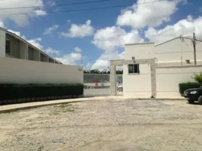 Casa de Condomínio com 3 Quartos à venda, 90m² no Lagoa Redonda, Fortaleza