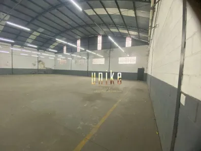Galpão/Depósito/Armazém para alugar, 750m² no Chácaras Reunidas, São José dos Campos