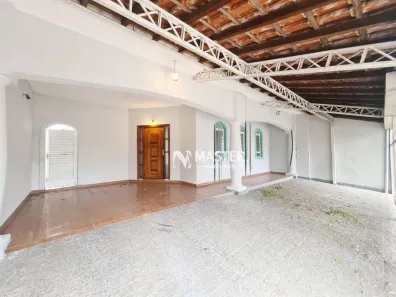 Casa com 3 Quartos à venda, 206m² no Jardim Planalto, Marília
