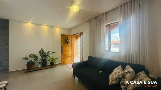 Casa com 3 Quartos para alugar, 200m² no Santa Cruz Industrial, Contagem