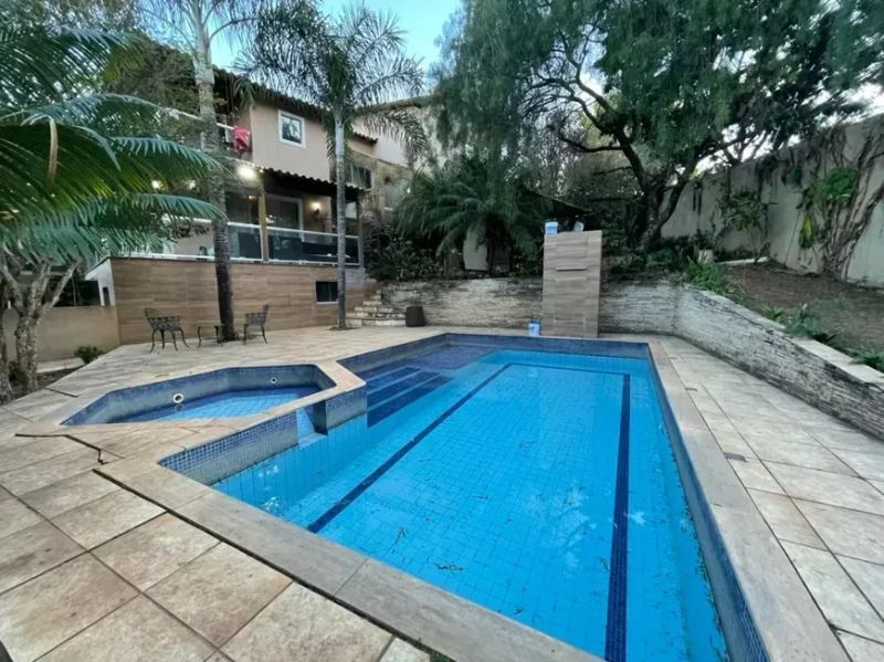 Casa com 4 quartos — Trevo, Belo Horizonte