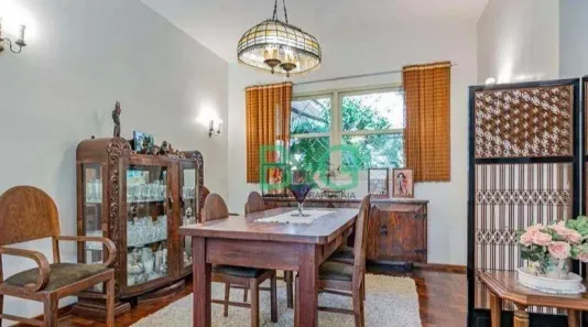 Sobrado com 4 Quartos à venda, 258m² no Sumaré, São Paulo